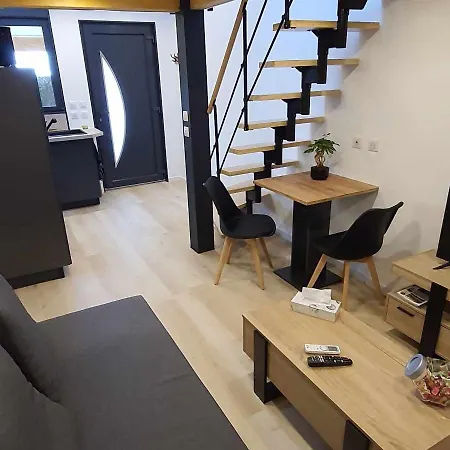 Des Cotes De Vezon Apartment